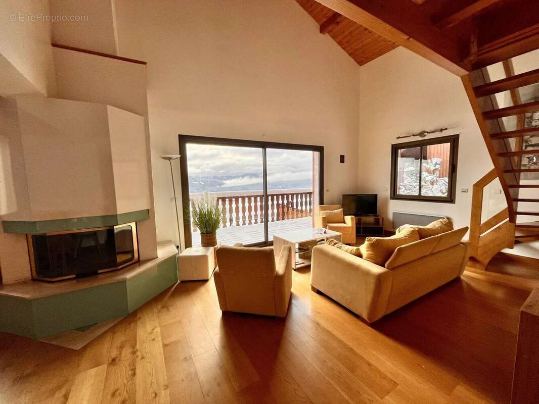 Maison à LES ANGLES