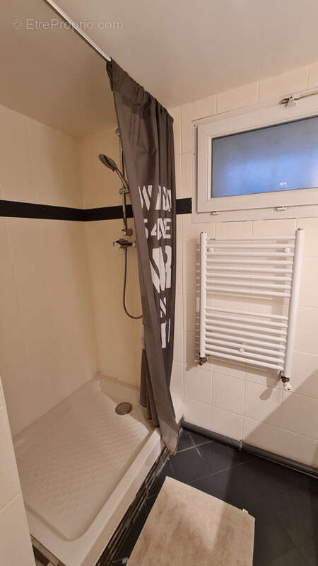 Maison à BURES-SUR-YVETTE