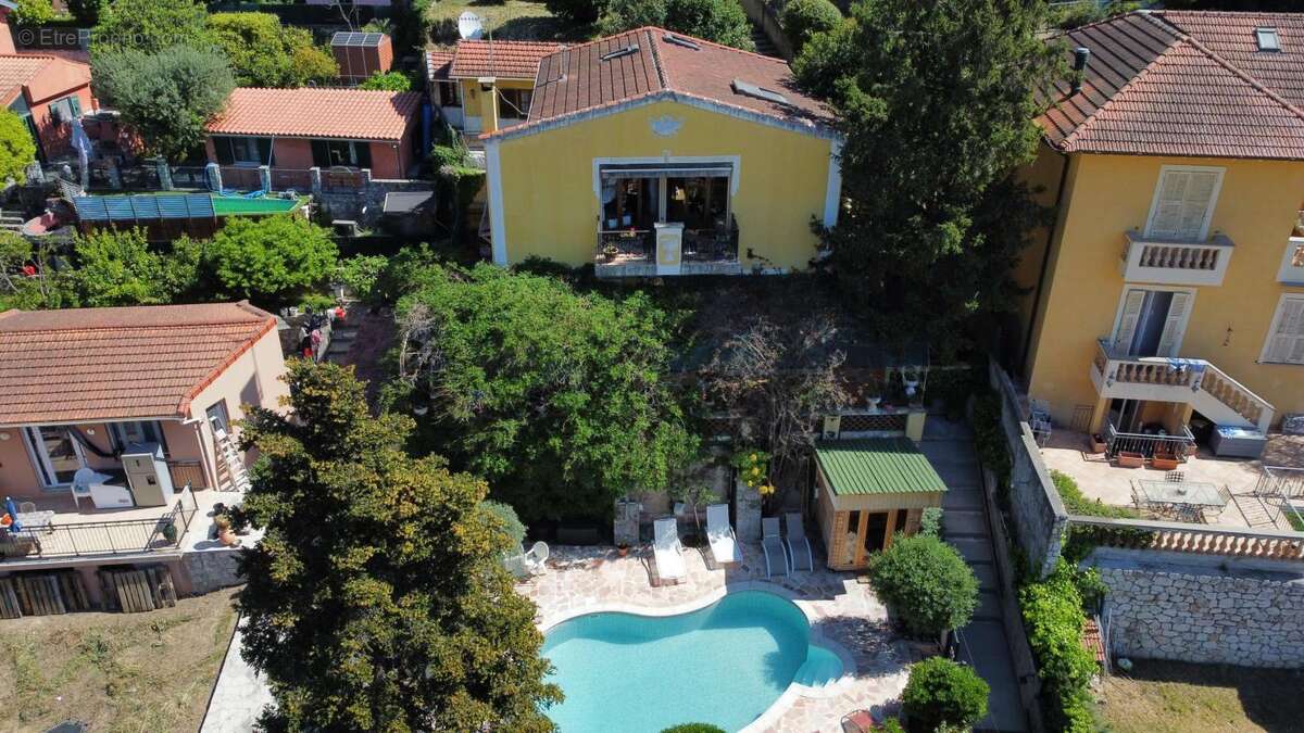 Maison à MENTON