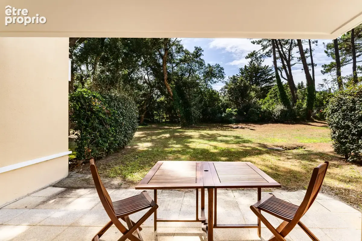 Triangle d'Or, Beau T2 sur jardin, au calme - photo 7