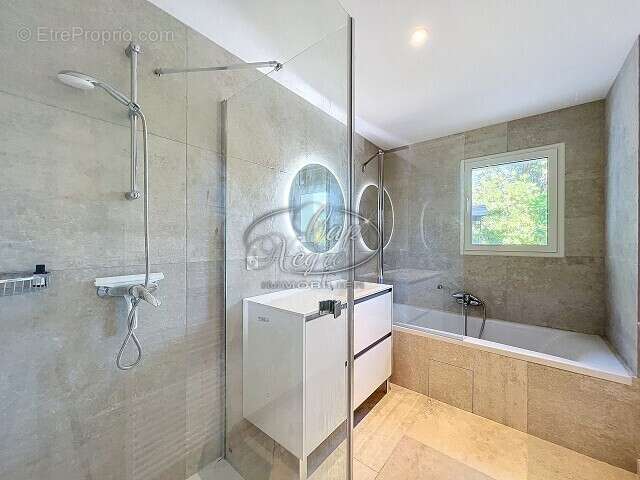 Maison à RAYOL-CANADEL-SUR-MER