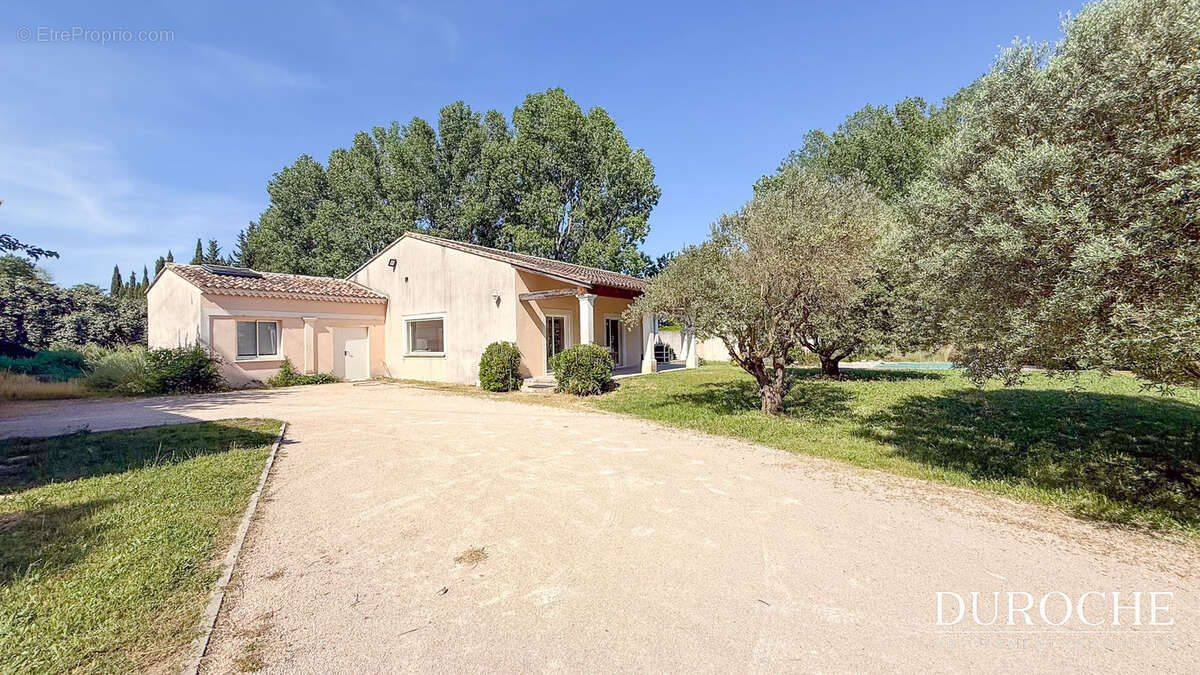 Maison à PIOLENC