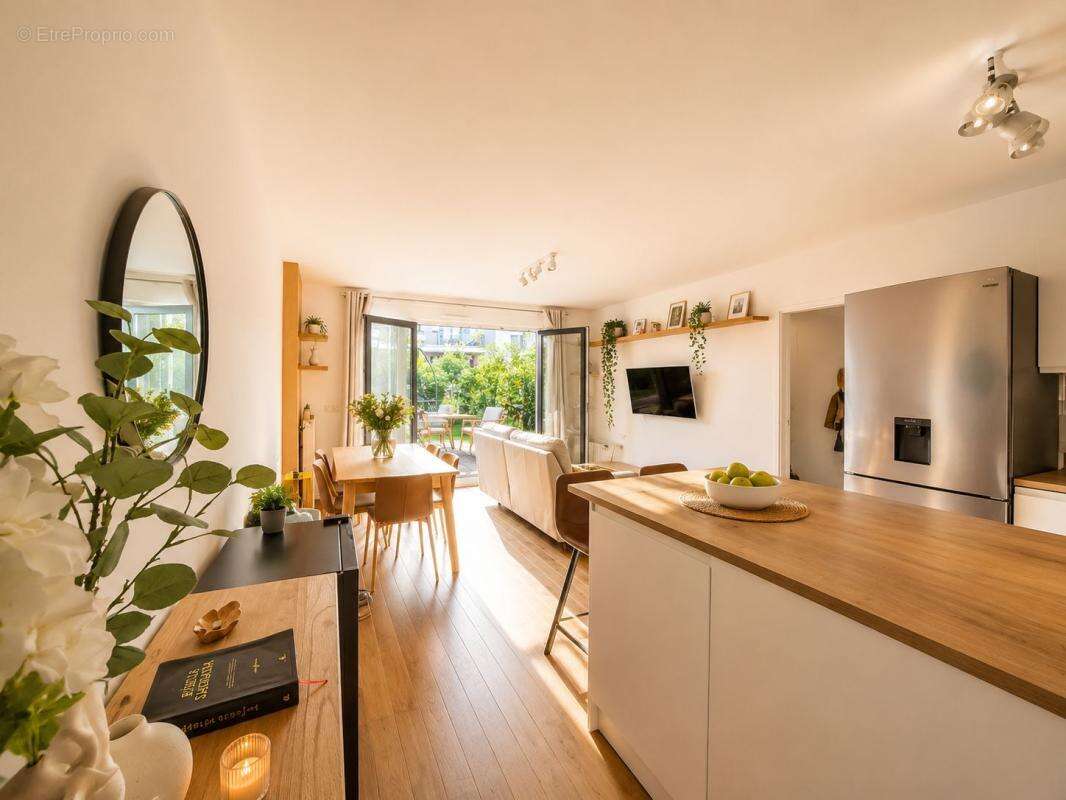 Appartement À Vendre - photo 2