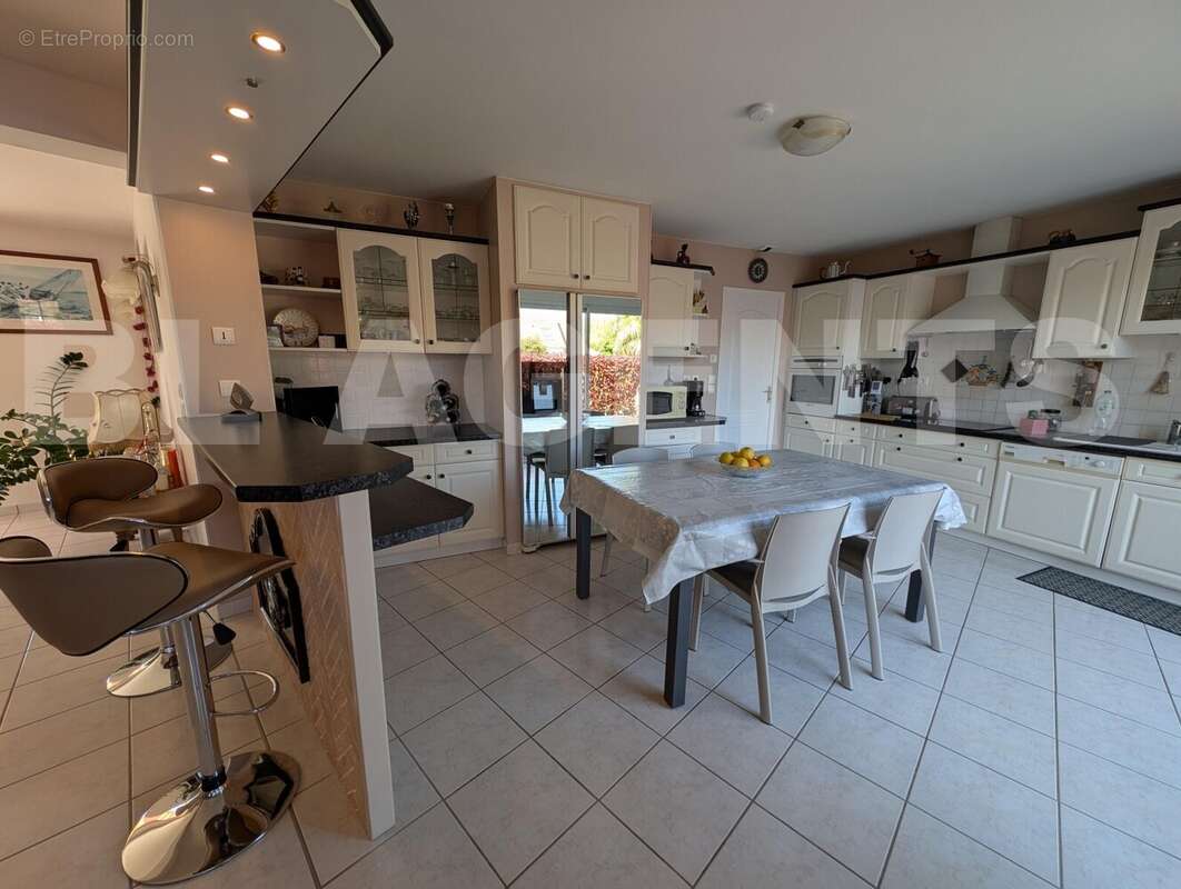 LEGANGNEUX I LANGLAIS CHRISTELLE CONSEILLER IMMOBILIER SPAY BL AGENTS  (9) - Maison à ROEZE-SUR-SARTHE