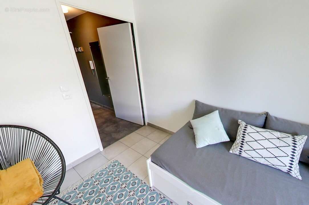 INVESTISSEMENT LOCATIF  Nice  Résidence Étudiante Student Factory Nice Gare du Sud - 4,5% de rentabilité - photo 4