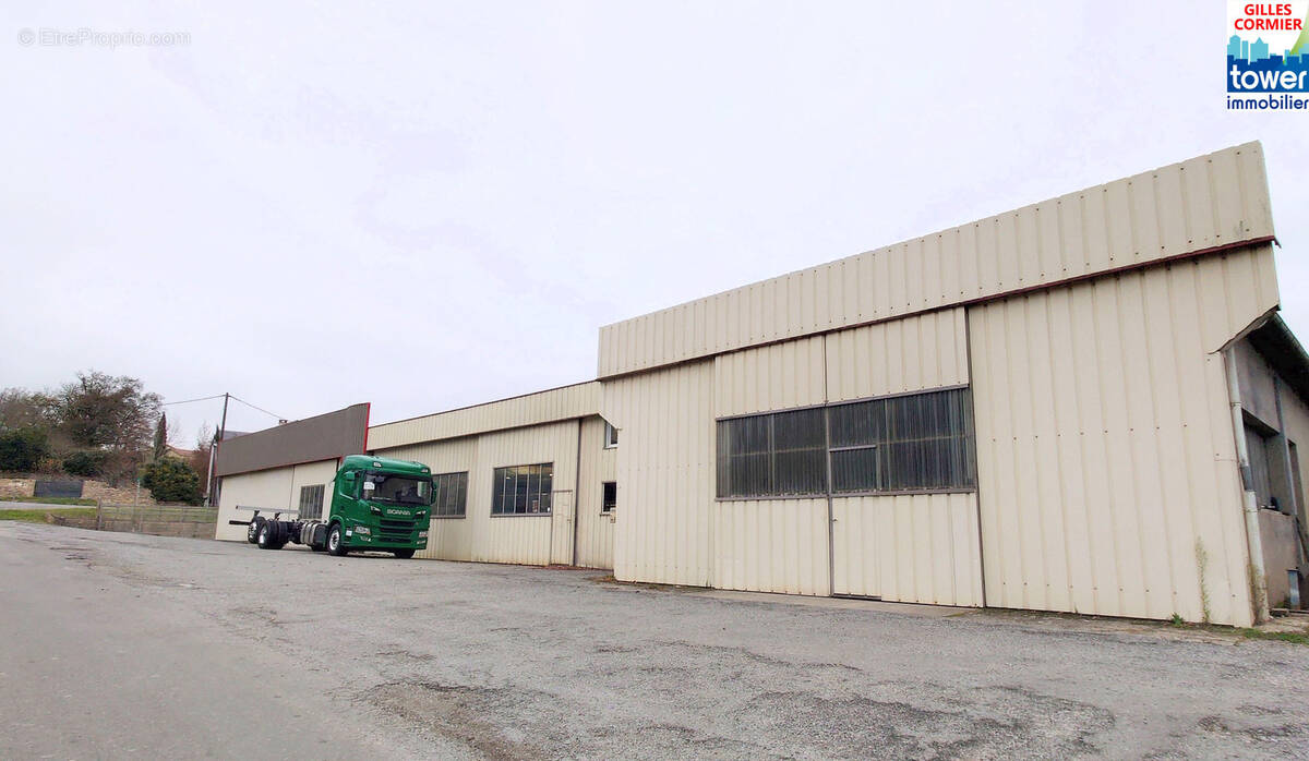 Commerce à MALEVILLE