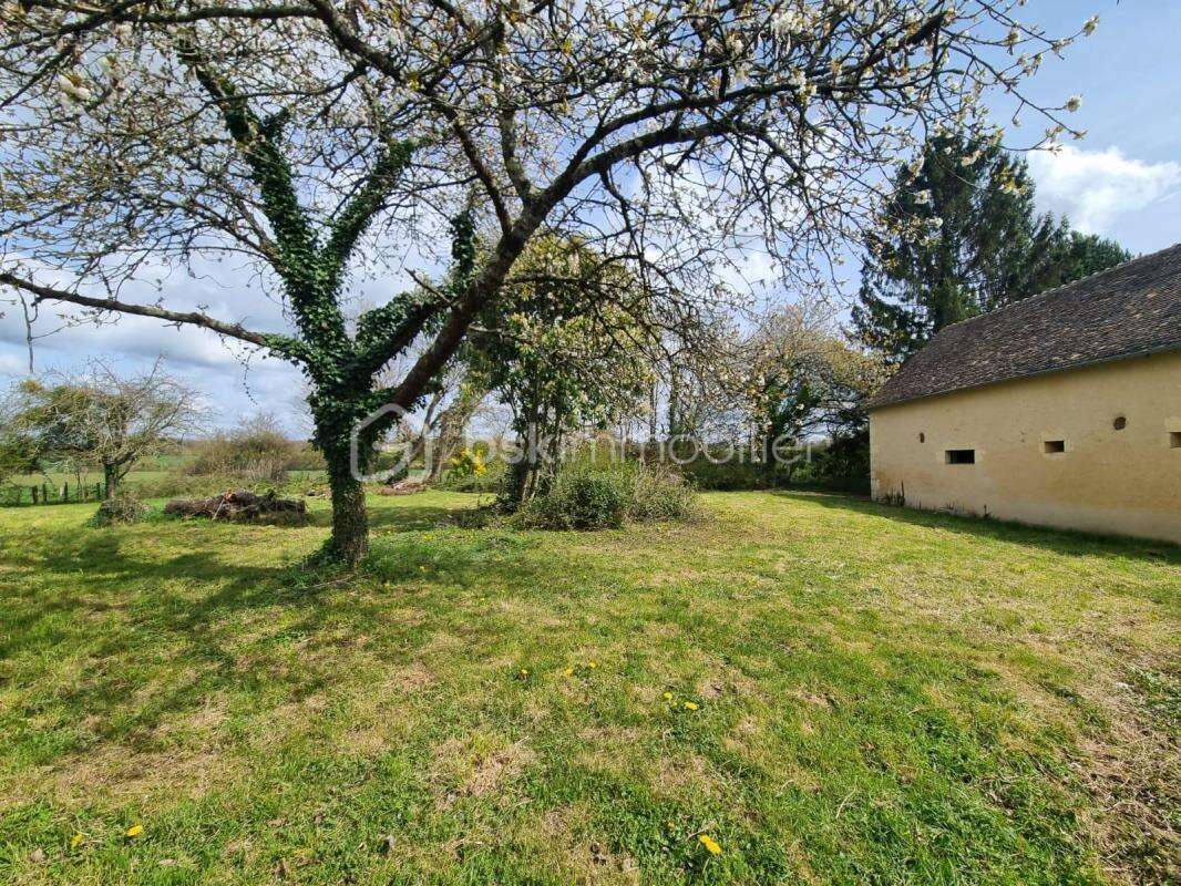 Grande longère avec dépendances sur parcelle de 4700 m² – Nogent-le-Bernard (35 min du Mans) - photo 17