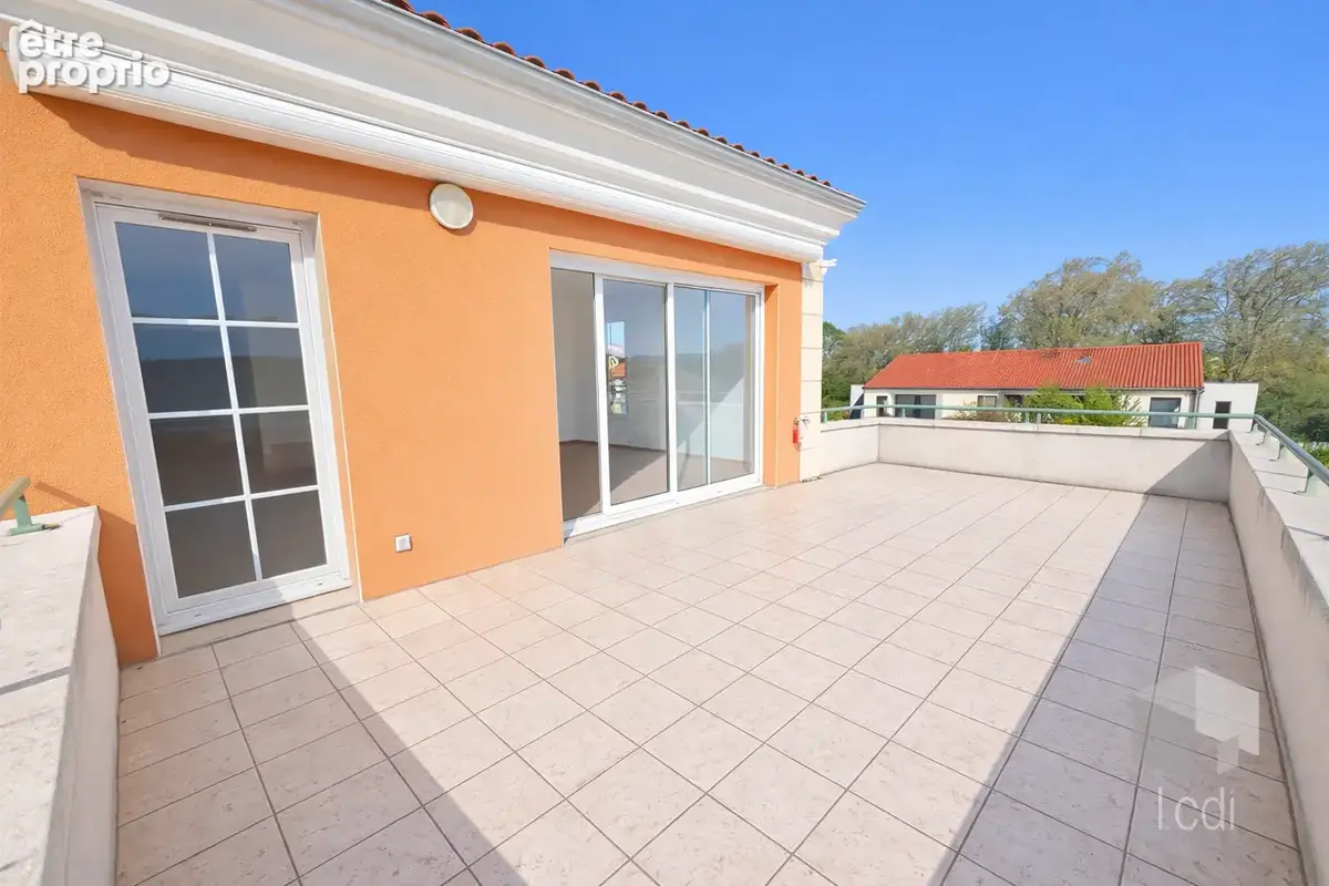 MONTELIMAR, appartement de 120 m2, 4 chambres - photo 2