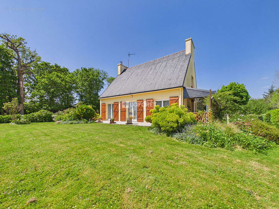 Maison à SAINT-JEAN-TROLIMON