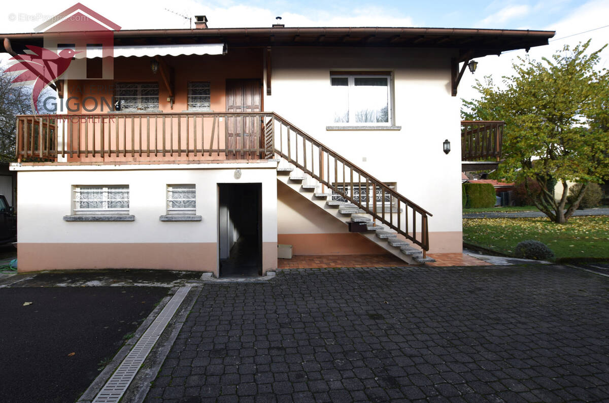 Commerce à TREVENANS