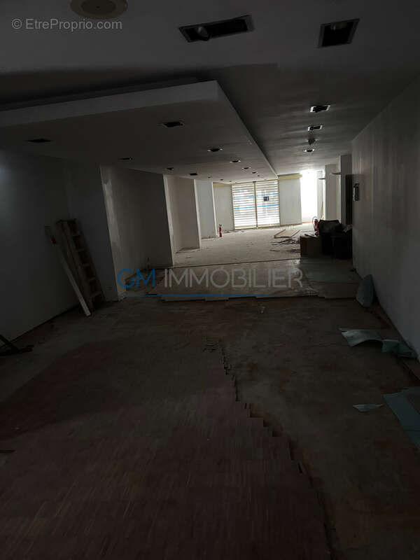 Dax - centre ville - local 140m2 - photo 3