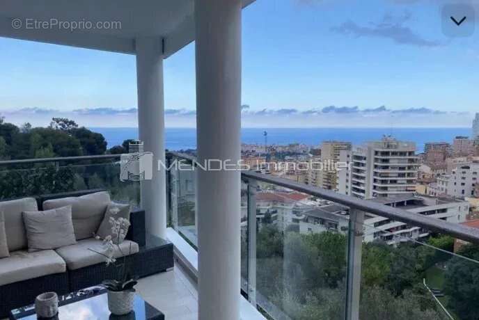 Appartement à BEAUSOLEIL