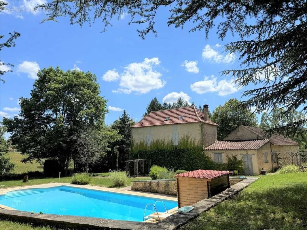Maison à CAZALS