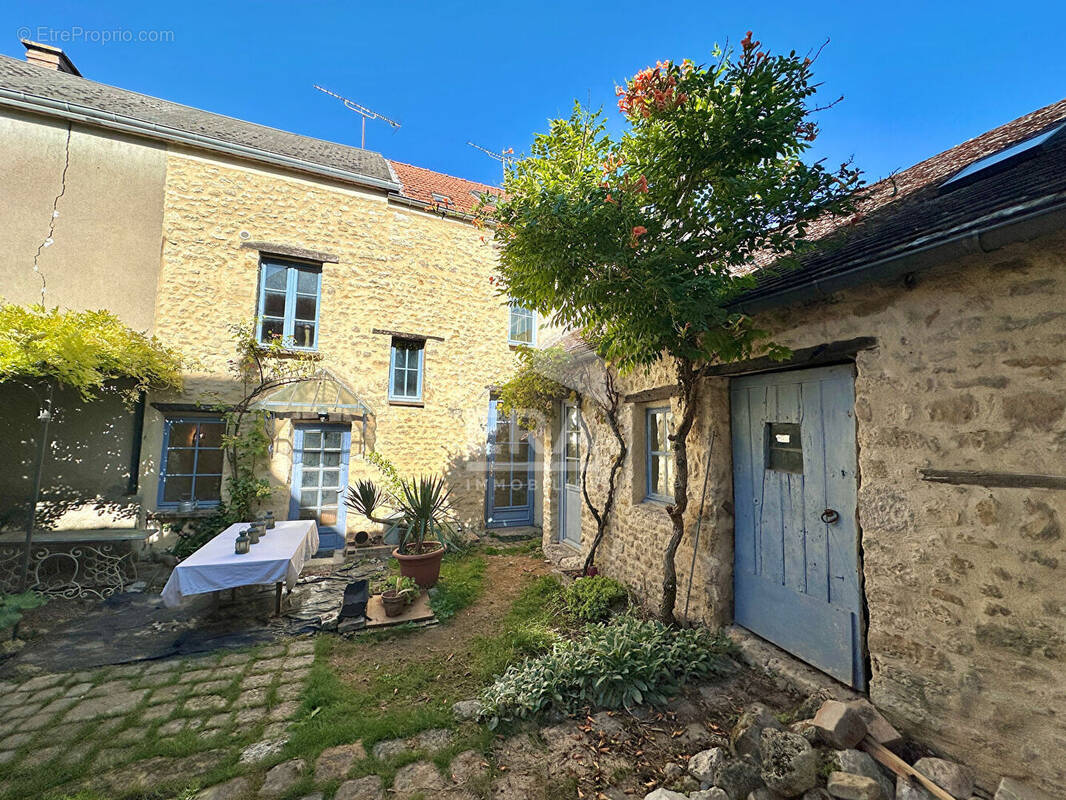 Maison à PUISEAUX