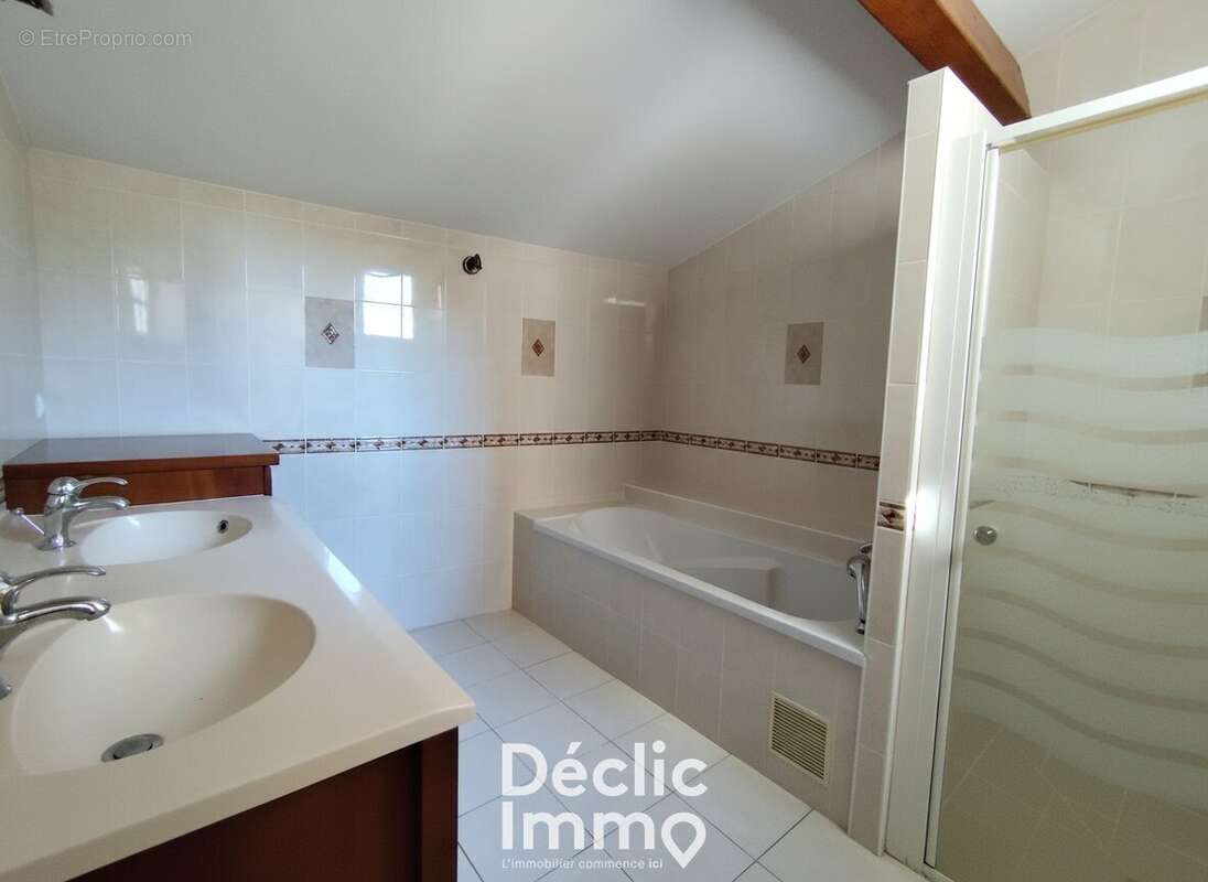 Maison de village - photo 10