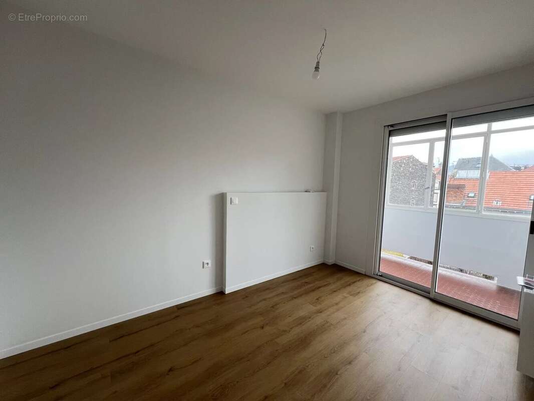Appartement de 90 m² avec parking  - Secteur prisé rue Blatin - photo 13
