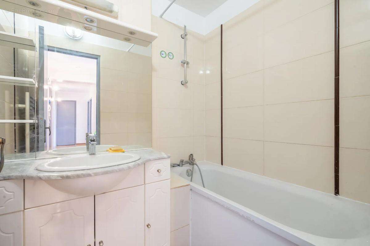 Appartement à BONDY