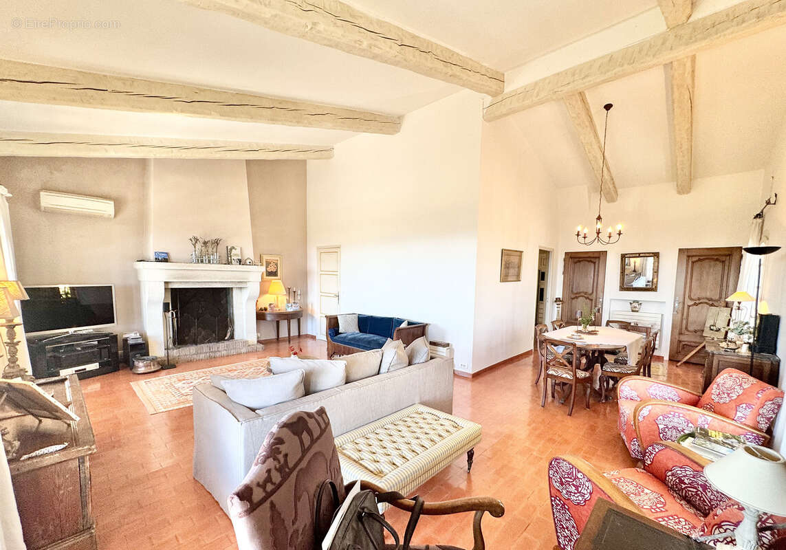 Maison à SPERACEDES