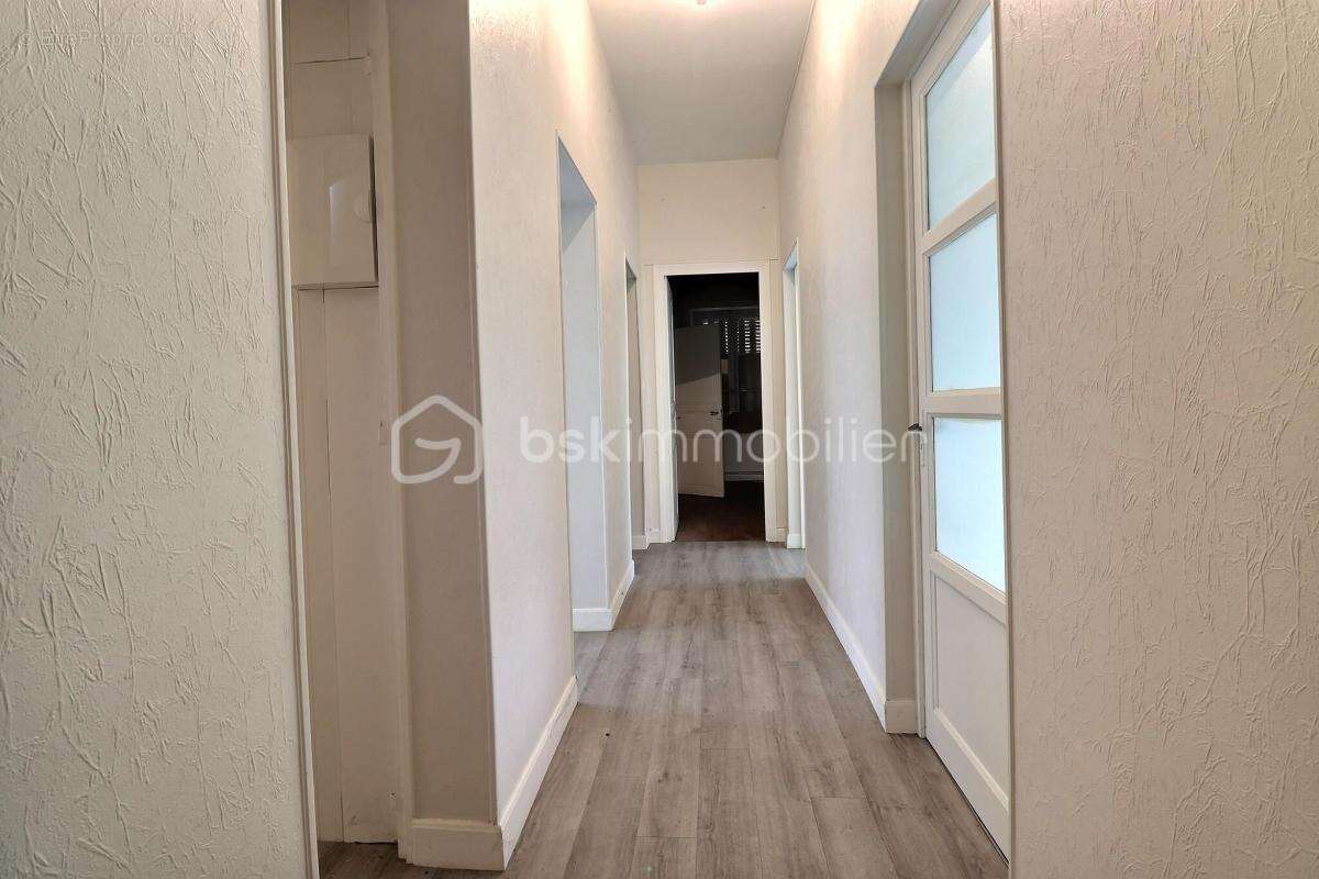 maison  de ville 165m² 63300 Thiers - photo 11
