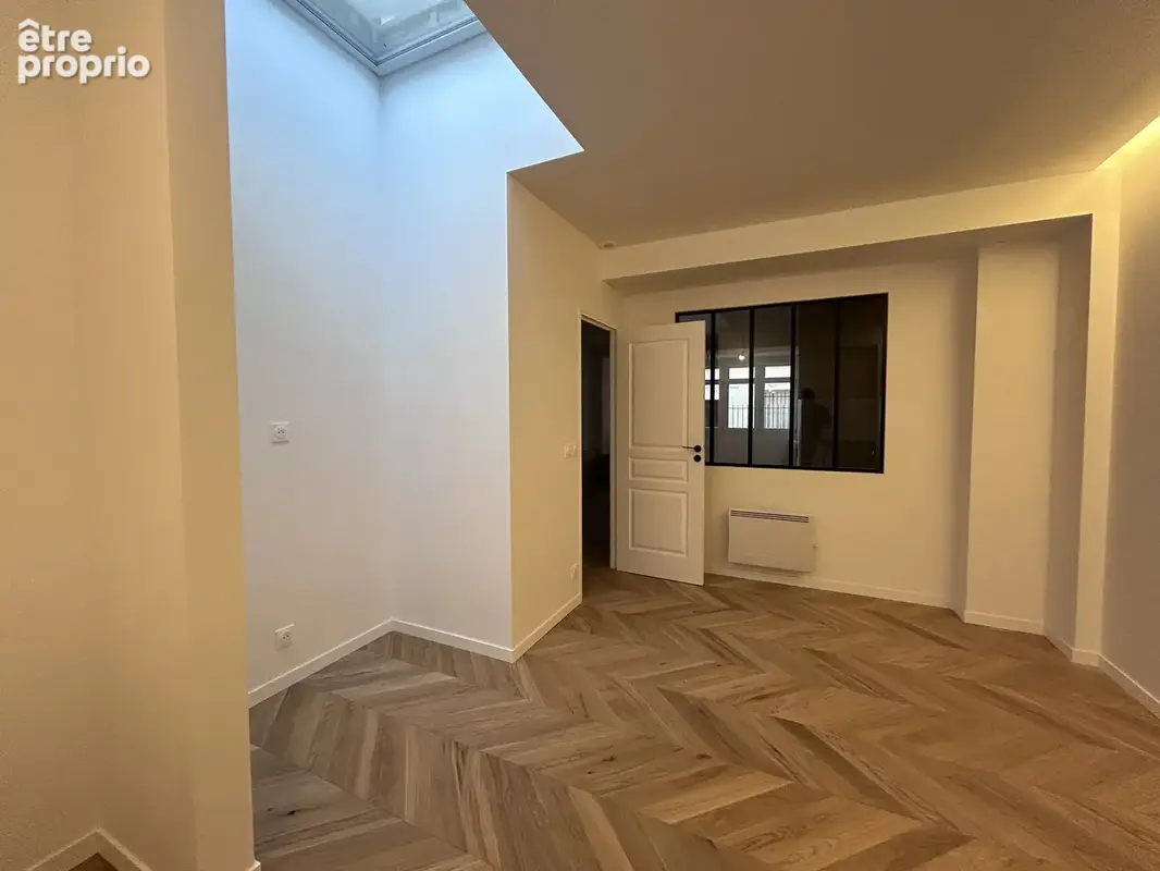 Paris XVIIIᵉ – Appartement 2 pièces 55 m² - photo 8