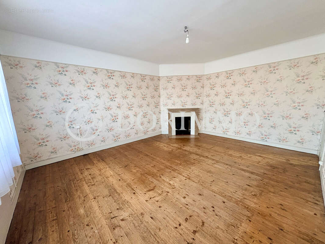 Appartement à BRETEUIL