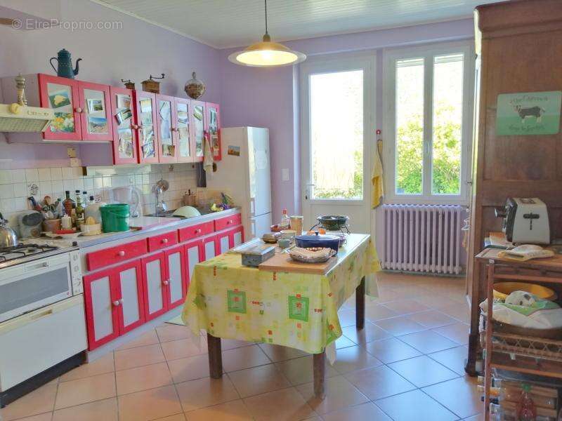 Maison à SAINTE-LIVRADE-SUR-LOT