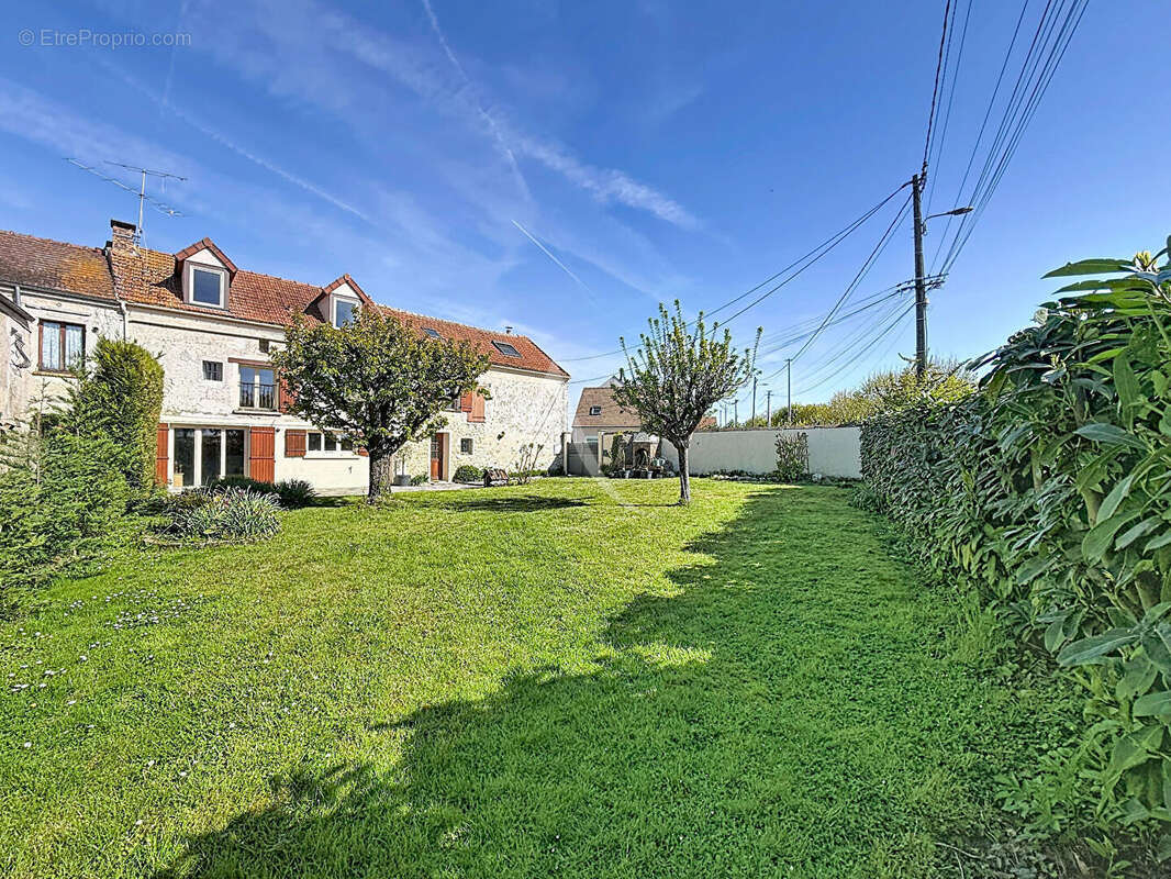Maison à CHAMBRY