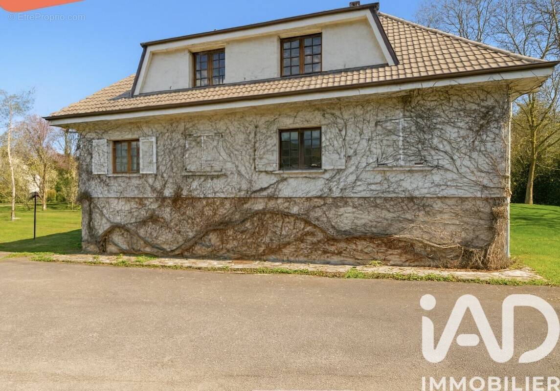 Photo 1 - Maison à VELAINE-EN-HAYE