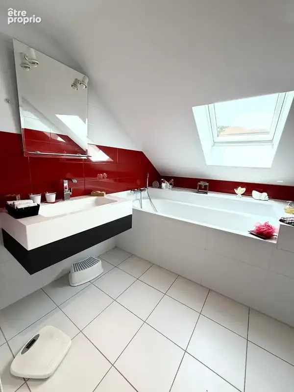 Appartement 5 pièces 131 m² à vendre à Morteau (25500) - photo 9