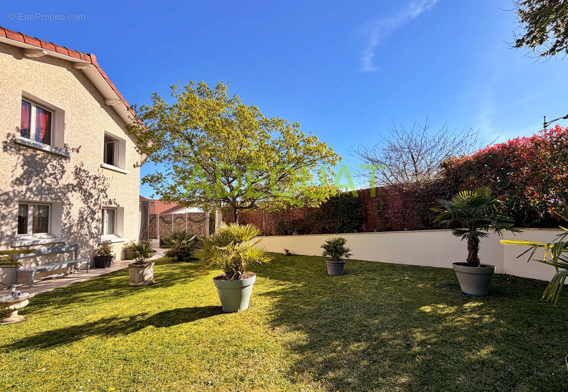 Maison à BOURGOIN-JALLIEU