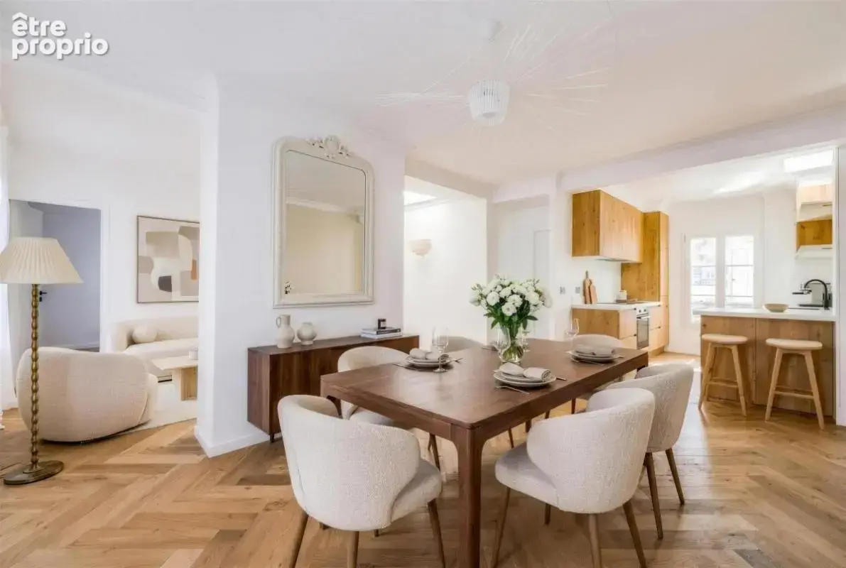 Appartement à PARIS-11E
