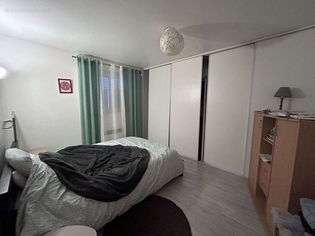 Appartement à GUILHERAND-GRANGES