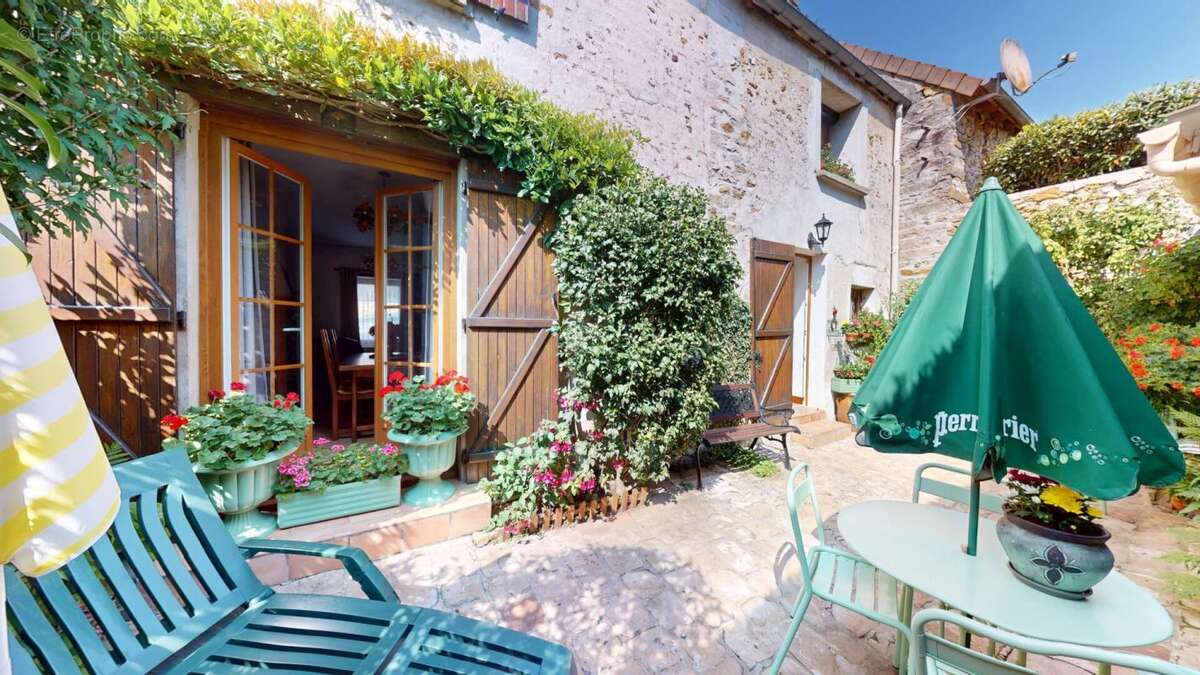 Maison à ROZAY-EN-BRIE