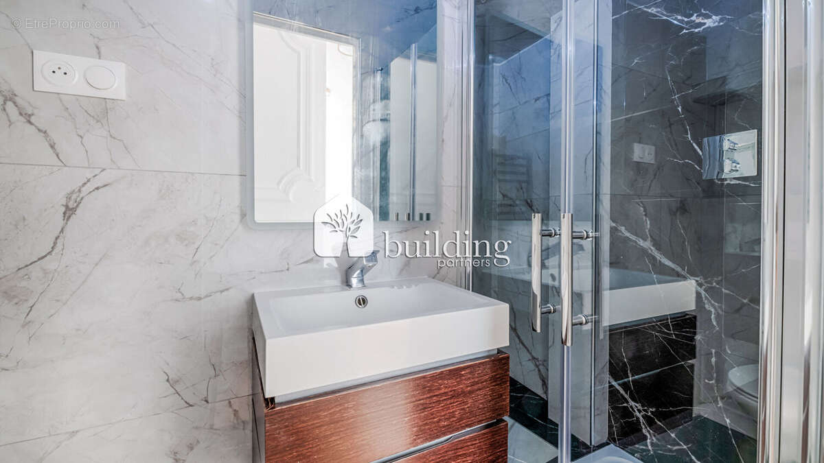 Appartement à PARIS-9E