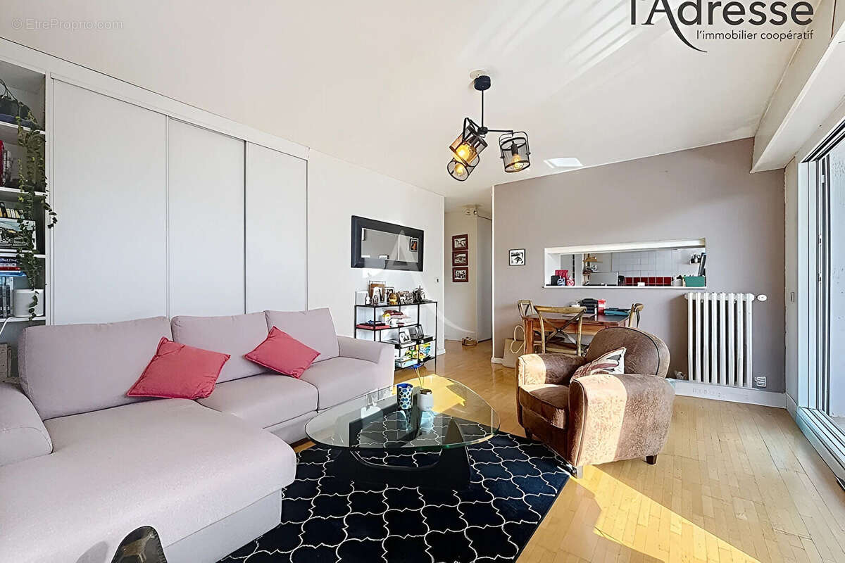 Appartement à SURESNES
