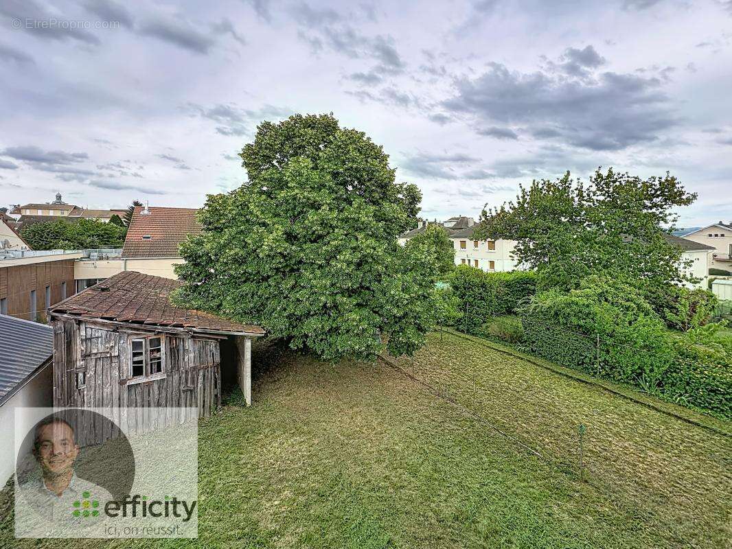 Maison 180 m² à Saint-Yorre  - photo 12