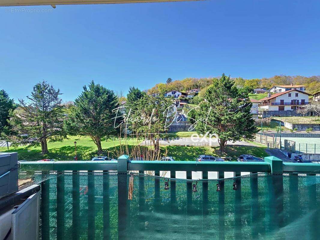 Appartement à URRUGNE