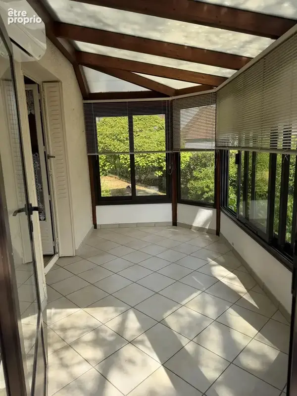 Rare sur le secteur – Grande maison individuelle - photo 3