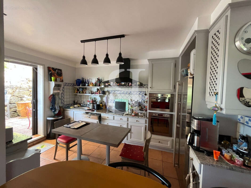 Maison 316 m² à Beaumes-De-Venise  - photo 9