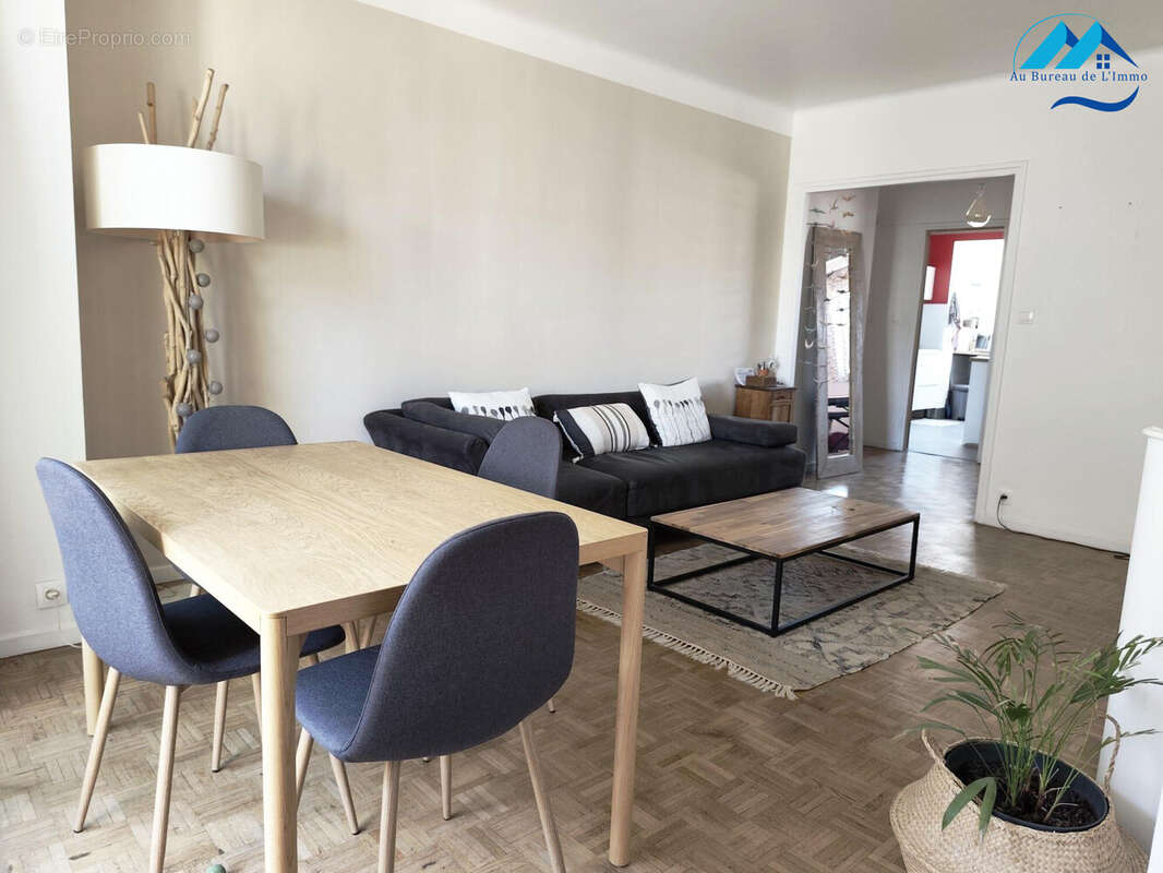 Appartement à MARSEILLE-8E