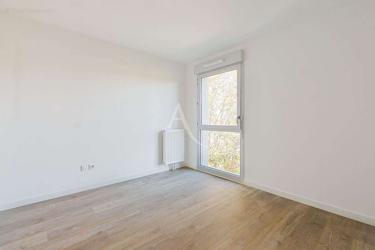 Appartement à SAINT-JEAN-DE-BRAYE