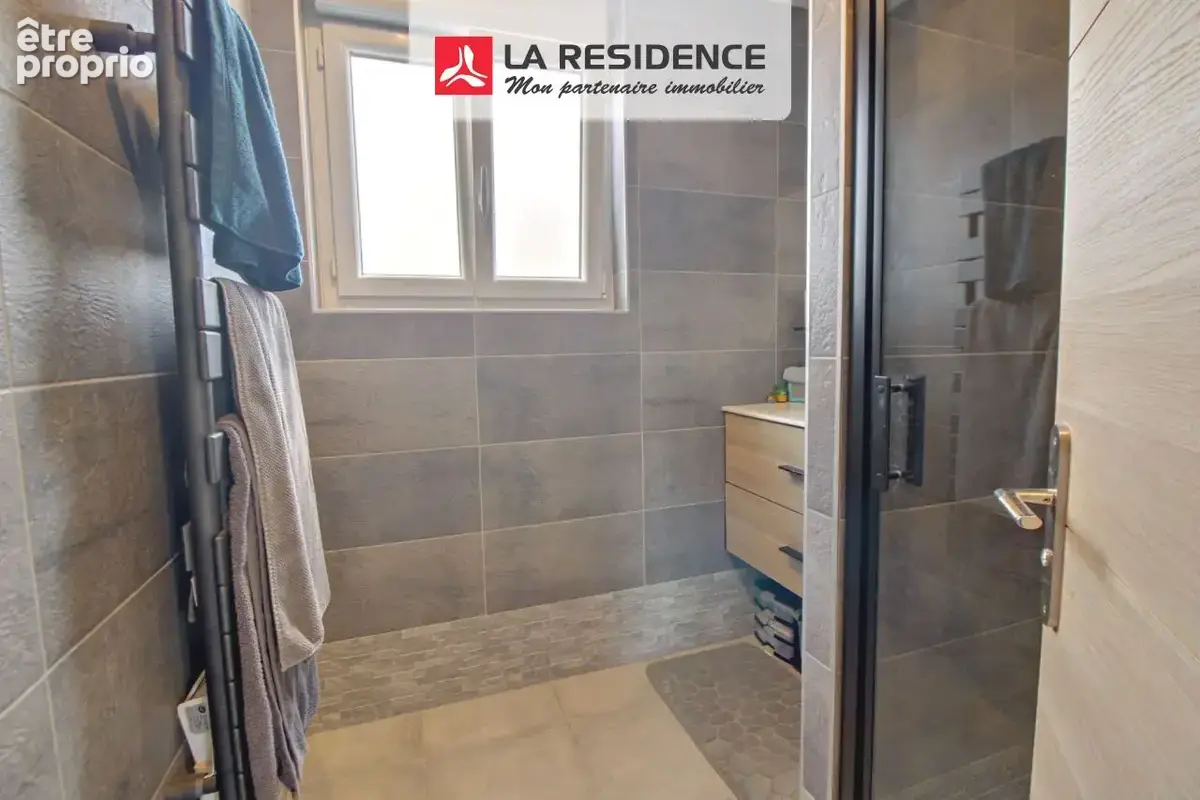 Maison 65 m² à Mantes-La-Jolie  - photo 9