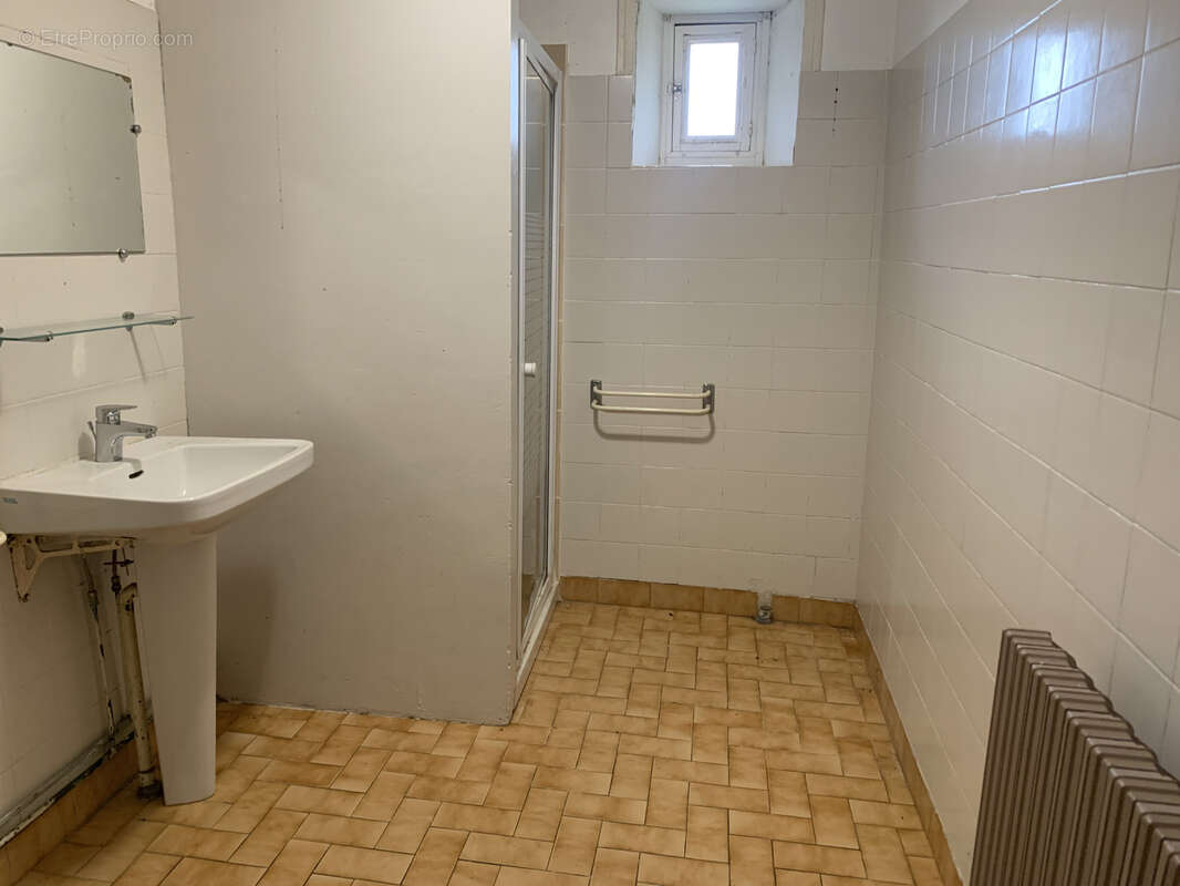 Maison à CROSMIERES