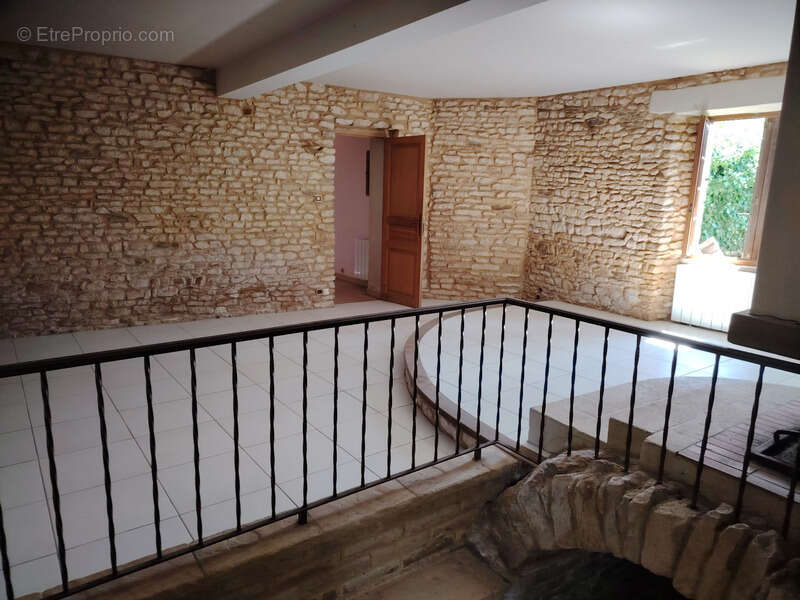 Maison à vendre 9 pièces IRAIS (79) - photo 2
