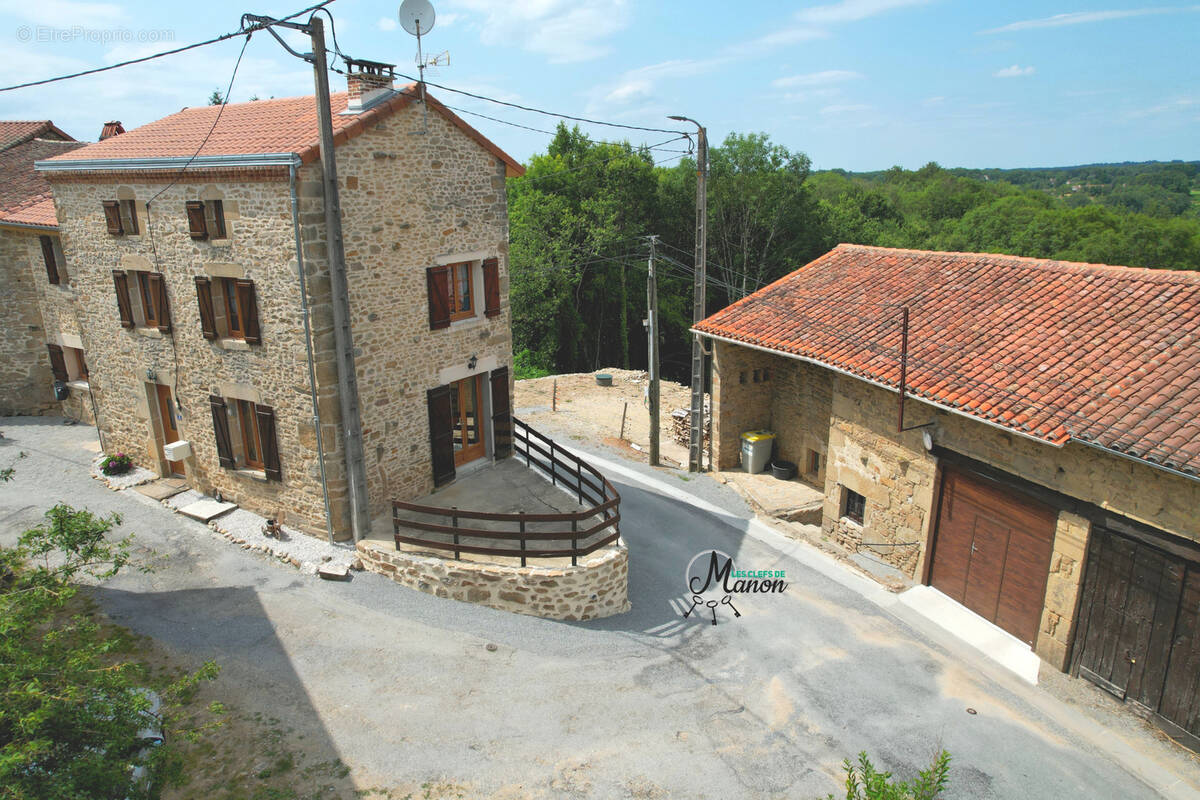 Maison à CHATEAUPONSAC