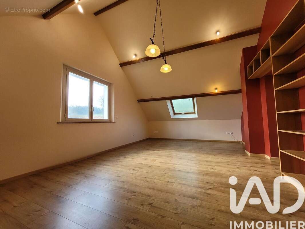 Maison 182 m² à Mons-Boubert  - photo 9