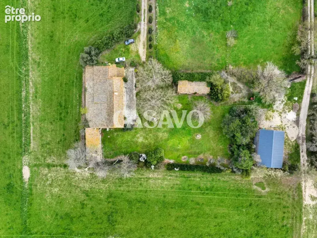 Vente Maison 8 pièces de 435m² - 13310 Saint-Martin-de-Crau - photo 23