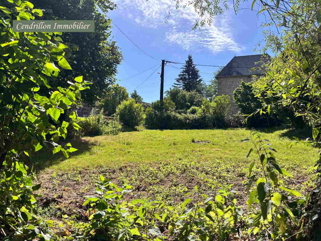 Maison en pierres 120m2, dépendances, grange et terrains, typique du bien Creusois idéal, situé dans le Parc N - photo 35