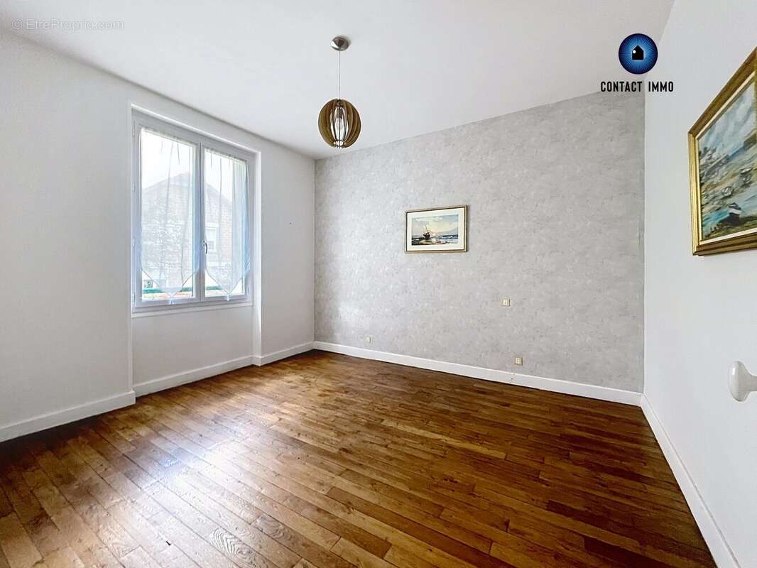 Chambre 2 - Maison à BRIVE-LA-GAILLARDE