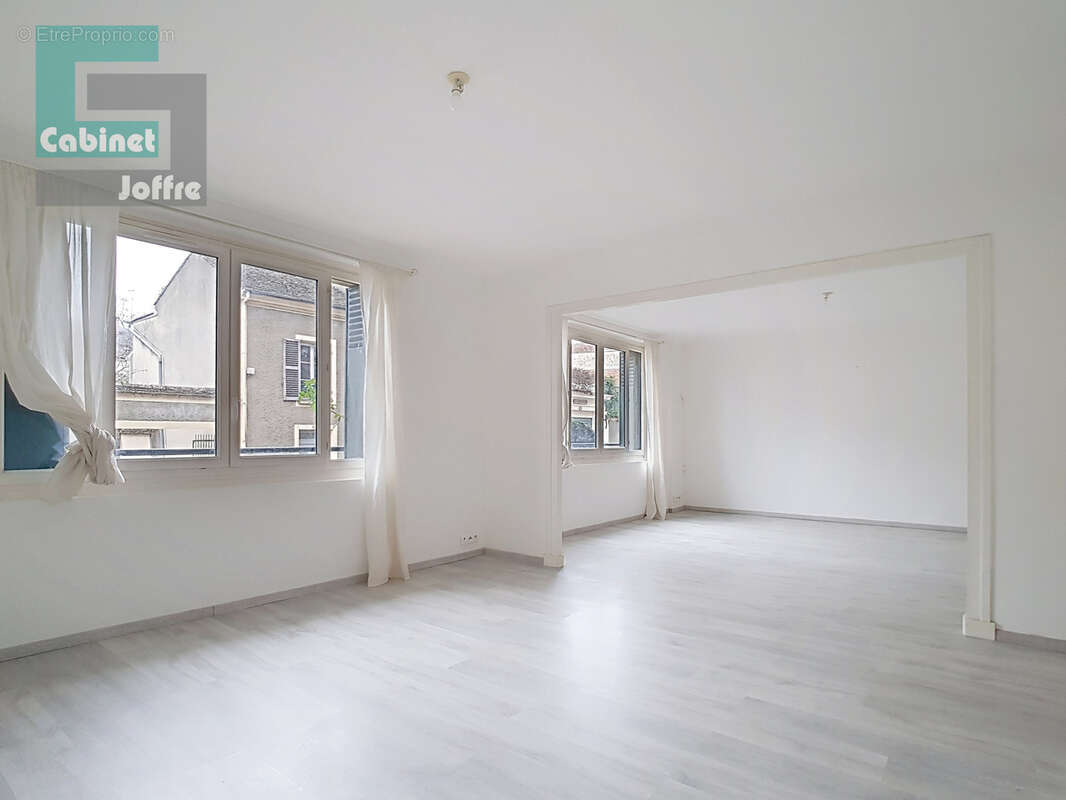 Appartement à FONTAINEBLEAU